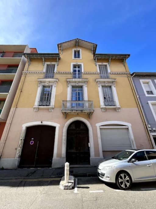 Romans-sur-Isère La Jade Jaune - Centre Ville - Parking Prive المظهر الخارجي الصورة